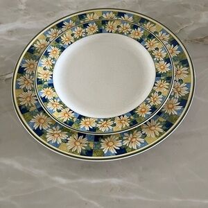 Studio Nova Summer Floral Daisy Dinner 2 Piece Dinner & Salad Set Plates
